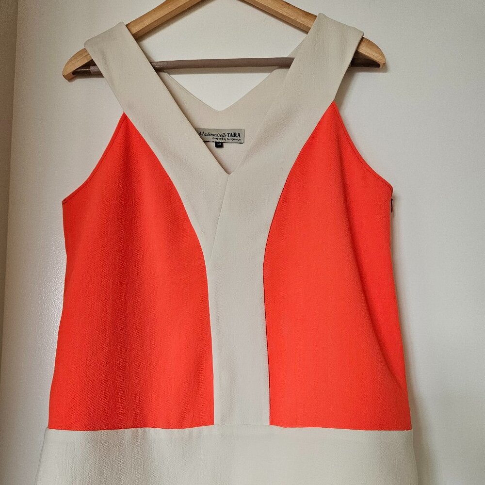 Mademoiselle Tara Women's Orange & White Size 40 V-Neck Top